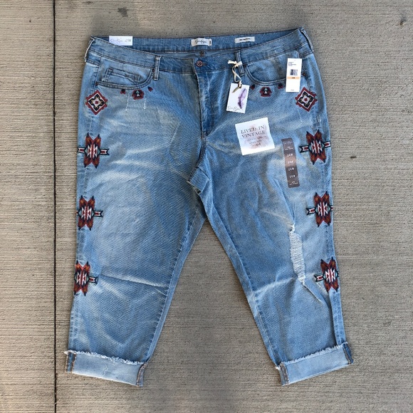 Jessica Simpson Denim - Jessica Simpson Mika BootCut Embroidered Jeans 24W
